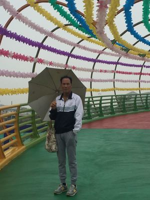 2019年1月6日与家人一起漫步漳州中山桥和南山飘带桥